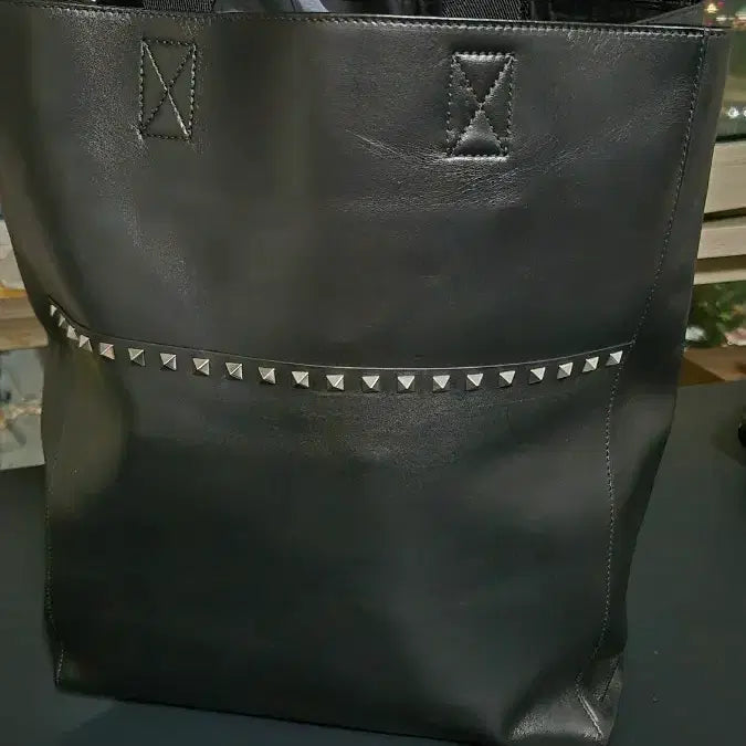 [BUNJANG] Valentino Rockstud Tote Bag / 발렌티노 락스터드 토트백