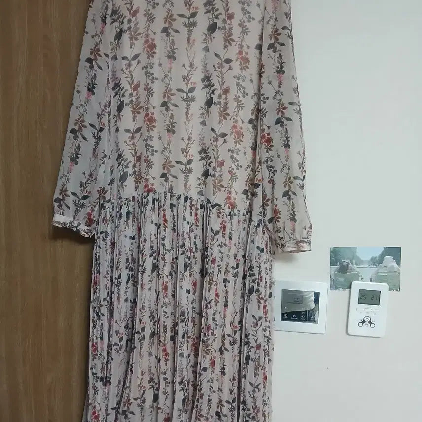 [BUNJANG] Chiffon Flower Dress (Size 66-77) / 쉬폰 플라워원피스 66~77