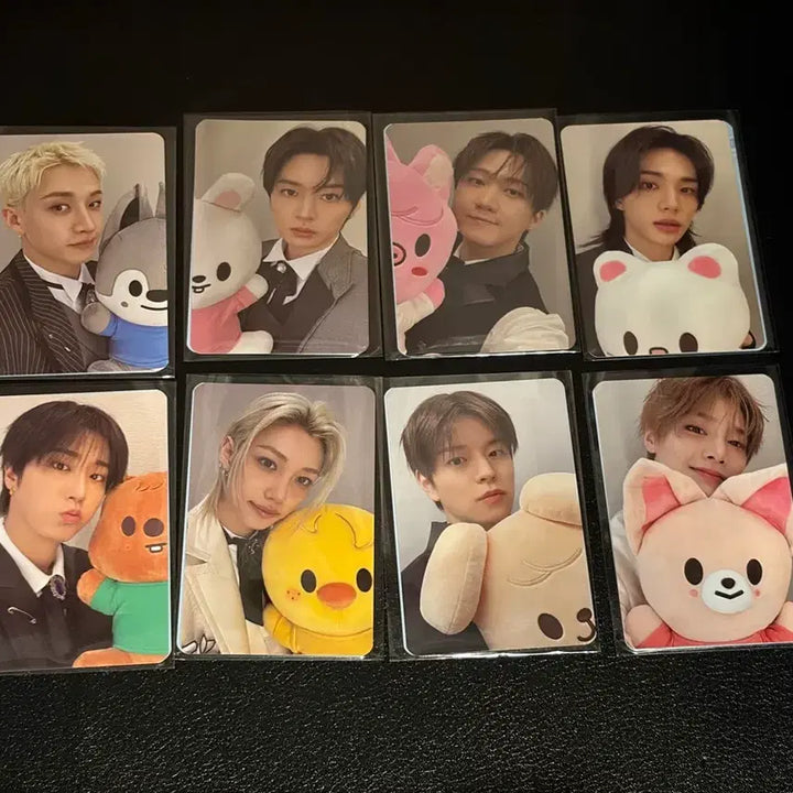 [BUNJANG] Stray Kids SKZOO EAATW Popup Photocard Set Bundle / 스키즈 EAATW 성수 팝업 포카세트 일괄