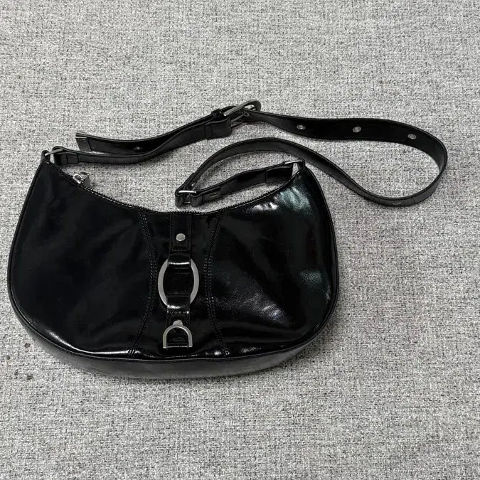 [BUNJANG] Leathery Black Hobo Bag / 레더리 블랙 호보백