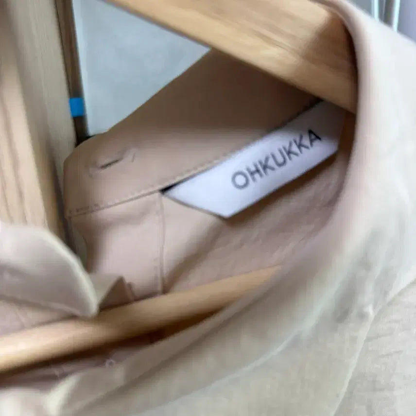 [BUNJANG] Okuka Collar Blouse / 오쿠카 카라 블라우스