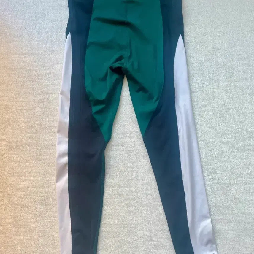 [BUNJANG] Adidas Techfit Colorblock Leggings - Size S / 아디다스 테크핏 컬러블록 레깅스 사이즈 s