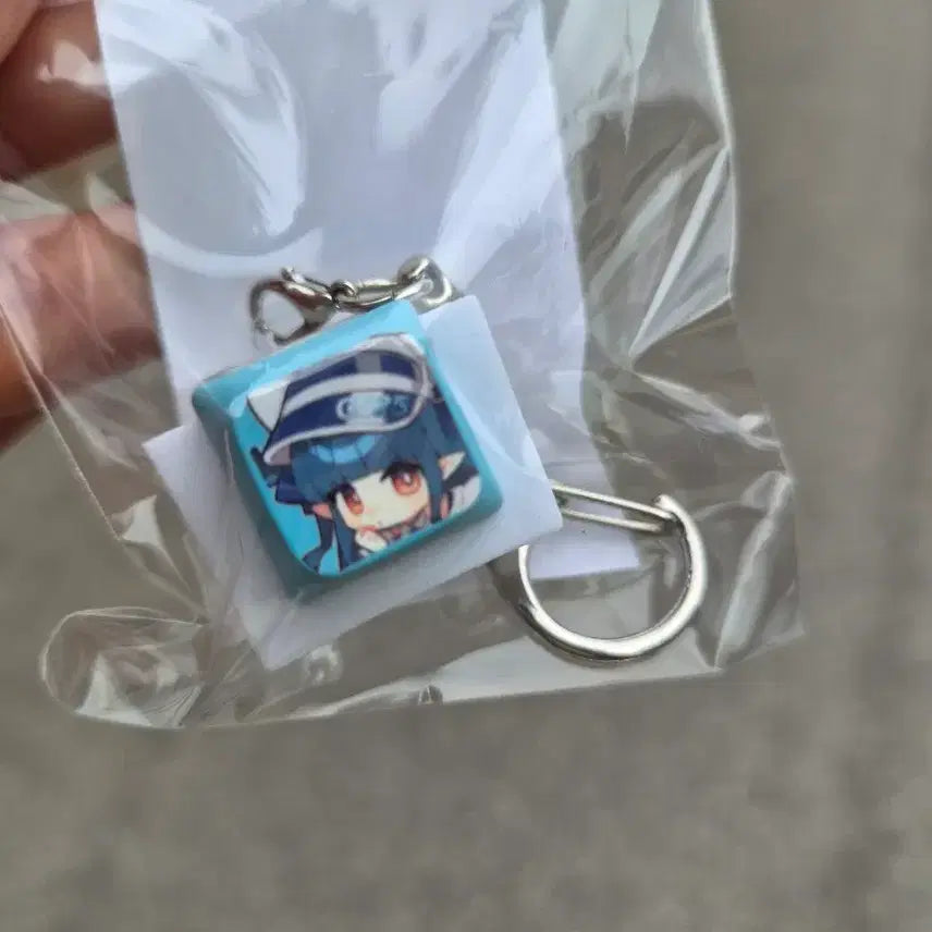 [SOLD OUT] 엔드필드 라스트라이트 라라 키캡 키링 교환