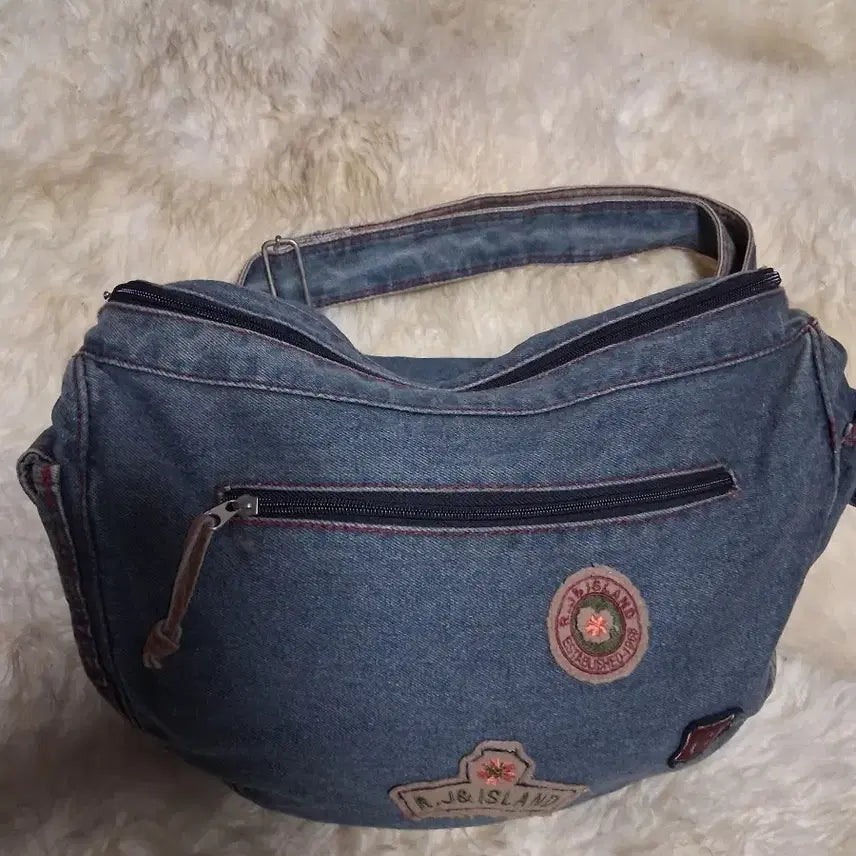 [BUNJANG] R&amp;J Island Denim Shoulder Bag / 알앤제이 아일랜드 데님 숄더백