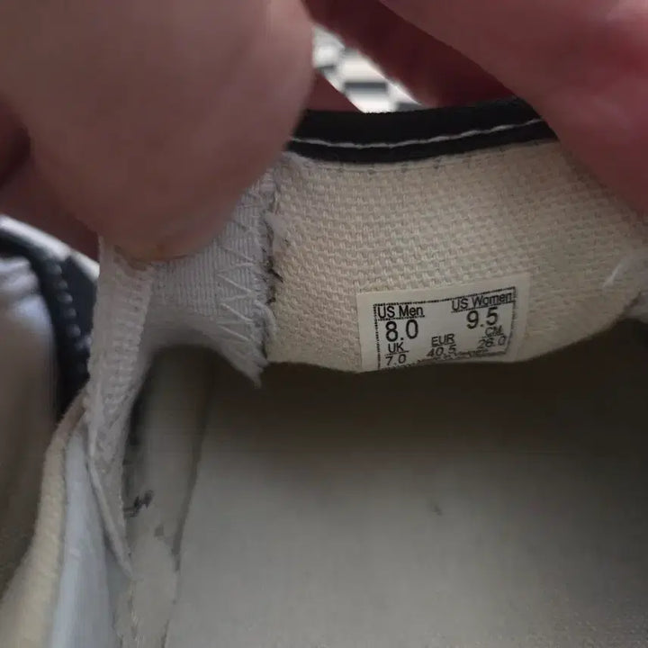 [BUNJANG] Vans Checkerboard Slip-On Sneakers / 반스 체커보드 슬립온 스니커즈