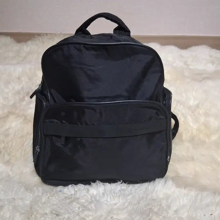 [BUNJANG] Calvin Klein Black Backpack / 캘빈클라인 블랙 백팩 CK