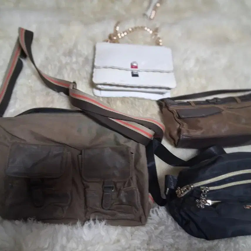 [BUNJANG] Shoulder Bag / Crossbody Bag / 가방  (숄더백 / 크로스백) 개당 두개 5천