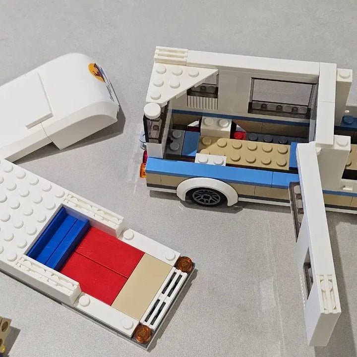 [BUNJANG] LEGO City 60283 Holiday Camper Van / 레고시티 60283 휴가용캠핑밴