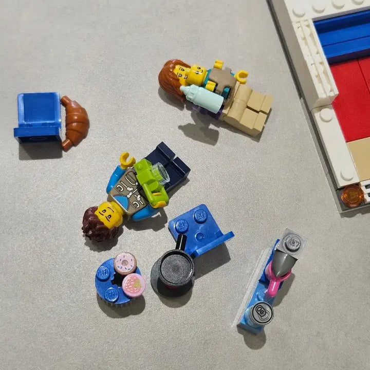 [BUNJANG] LEGO City 60283 Holiday Camper Van / 레고시티 60283 휴가용캠핑밴