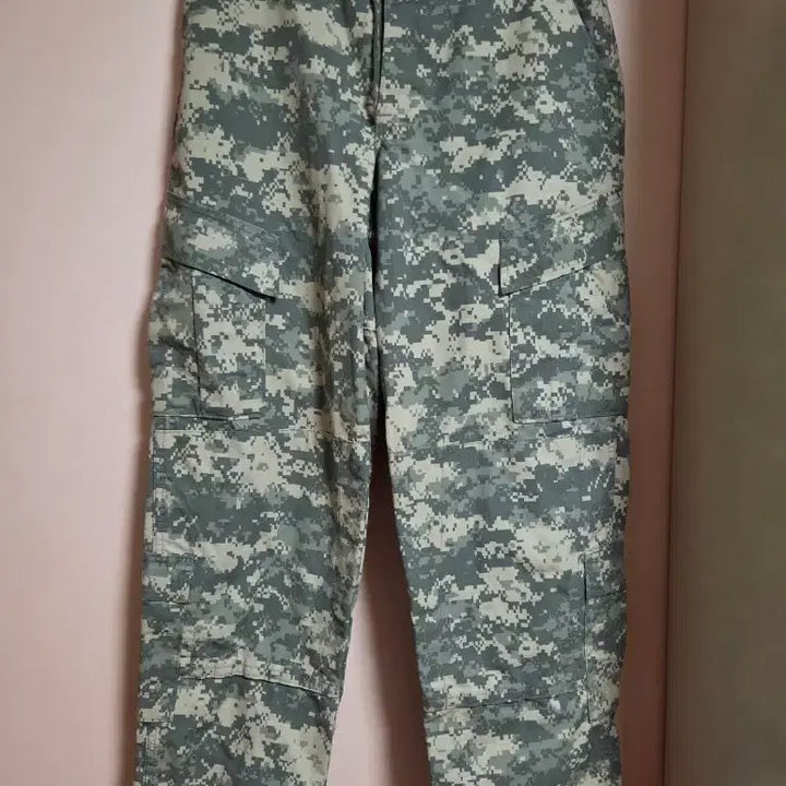 [BUNJANG] Military Cargo Digital Pattern Pants / 밀리터리 카고 디지털 팬츠
