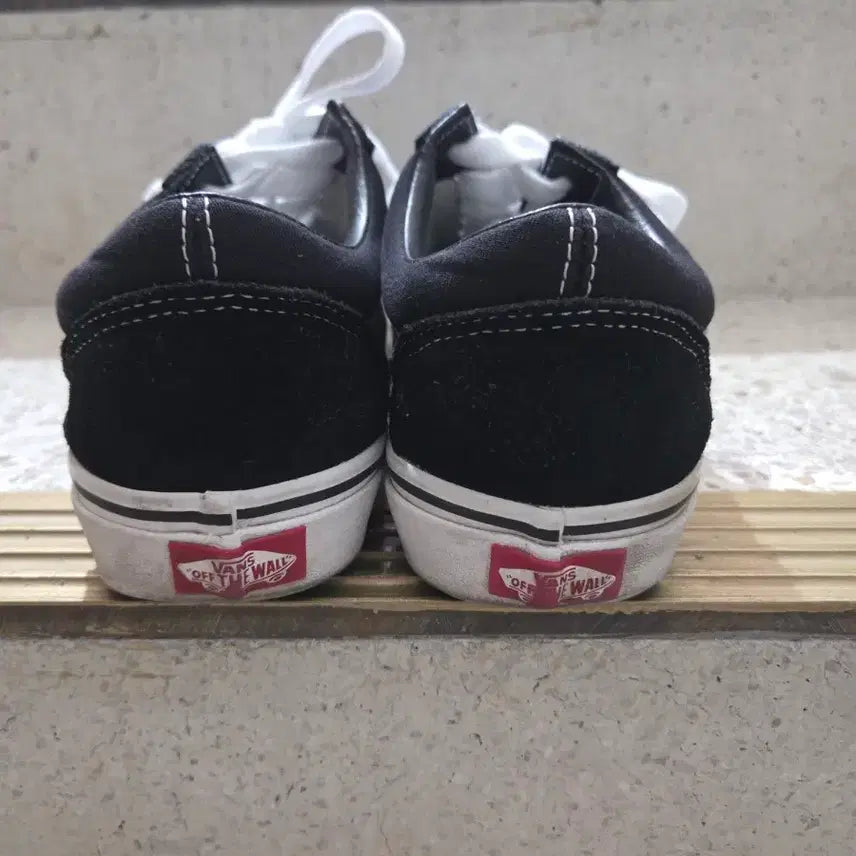 [BUNJANG] Vans Old Skool Black Sneakers (270mm) / 반스 올드스쿨 블랙 스니커즈(270)