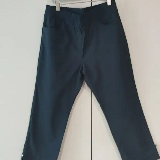 [BUNJANG] Spandex 7-8 Length Pants with Decorative Hem / 77 스판 쭉쭉 원단 2가지 색상 바짓단 너무 예쁜 7~8부기장의 바지