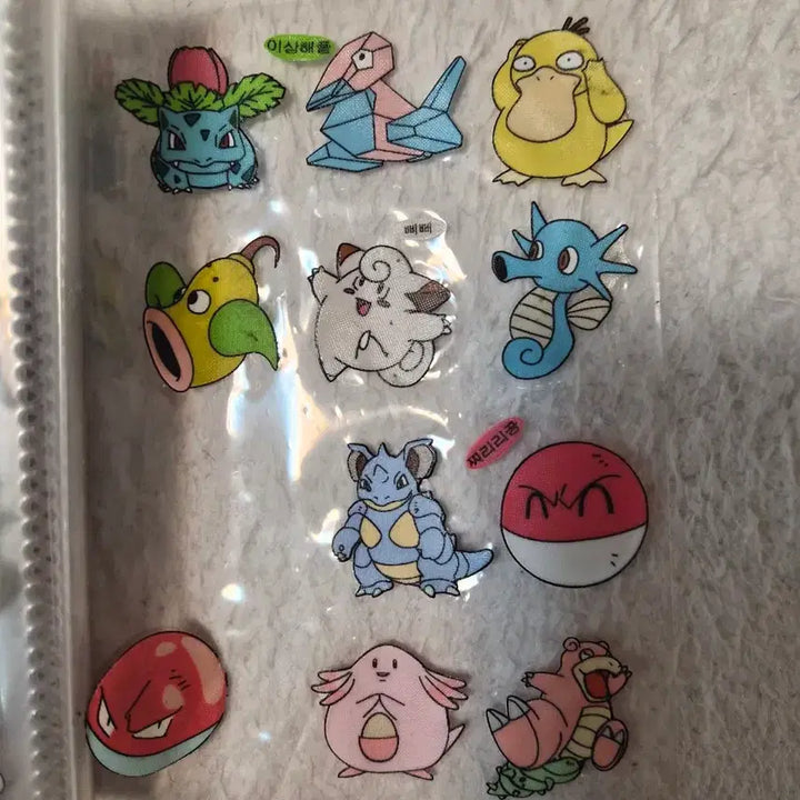 [BUNJANG] Vintage Pokemon Stickers / 포켓몬 띠부씰 구버전 110개