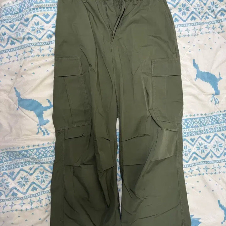 [BUNJANG] Uniqlo GU Cargo Pants M (33-34) / 유니클로 gu 카고팬츠 m 33~34
