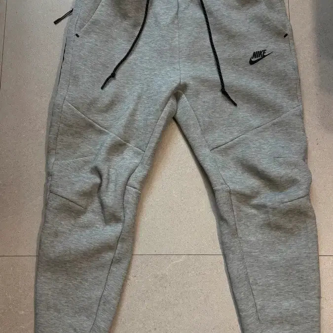 [BUNJANG] Nike Tech Fleece Jogger Pants Grey / 나이키 테크 플리스 조거 회색