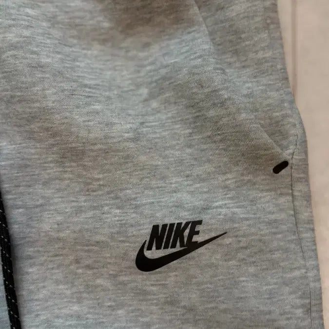 [BUNJANG] Nike Tech Fleece Jogger Pants Grey / 나이키 테크 플리스 조거 회색