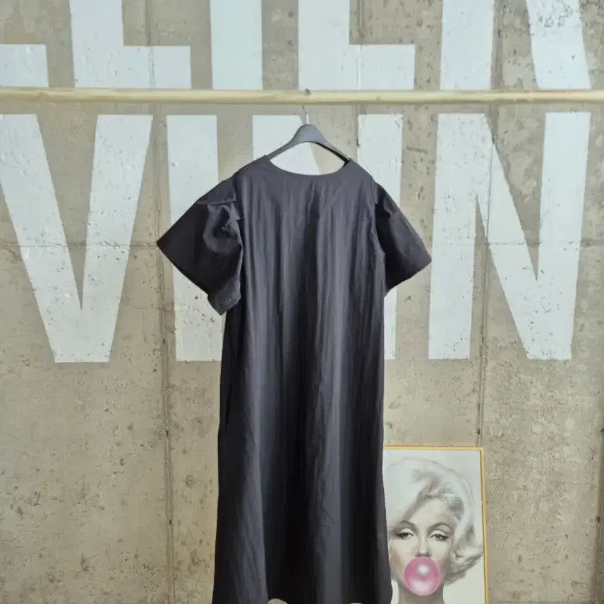 [BUNJANG] Pleated Short-Sleeve Maxi Dress / 예쁜핏 플리츠  반팔 롱원피스