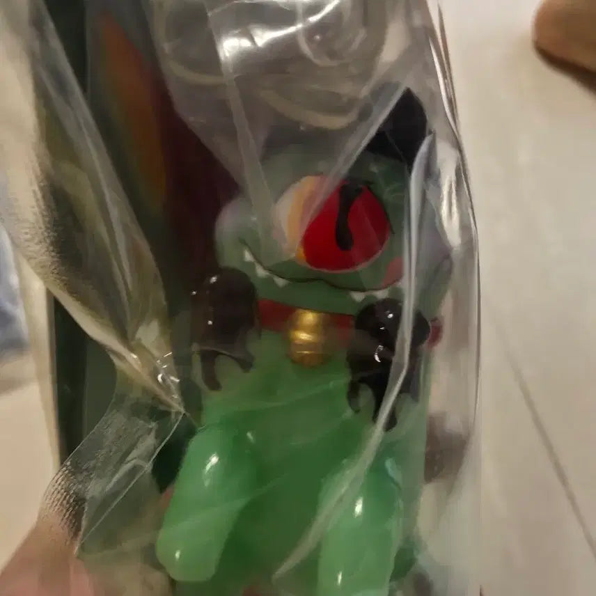 [BUNJANG] Abbo Kitty Glow-in-the-dark Sofubi Toy / 아바오 키티 소프비 팝니다