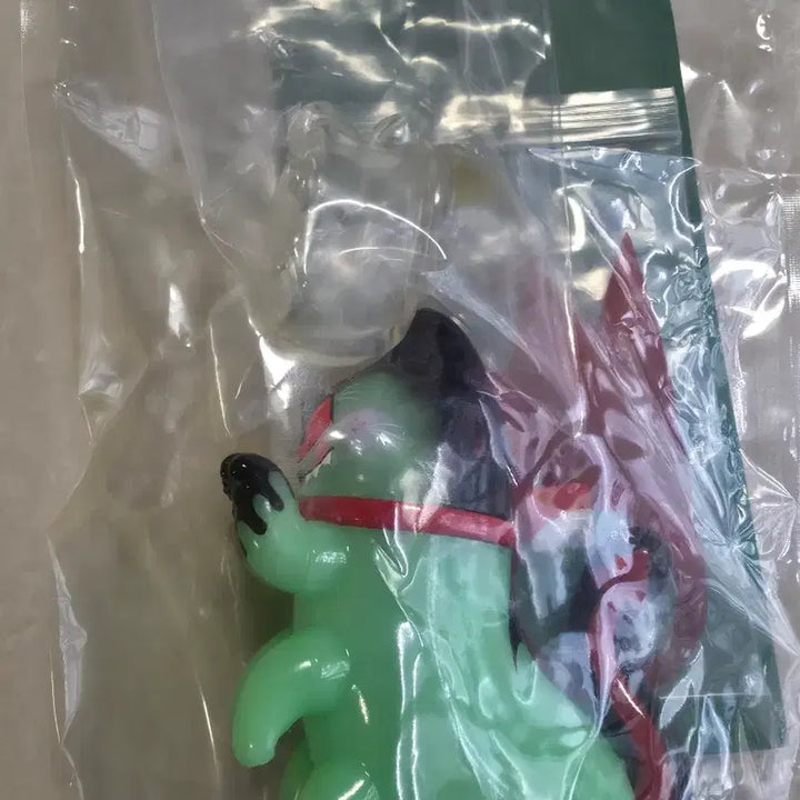 [BUNJANG] Abbo Kitty Glow-in-the-dark Sofubi Toy / 아바오 키티 소프비 팝니다