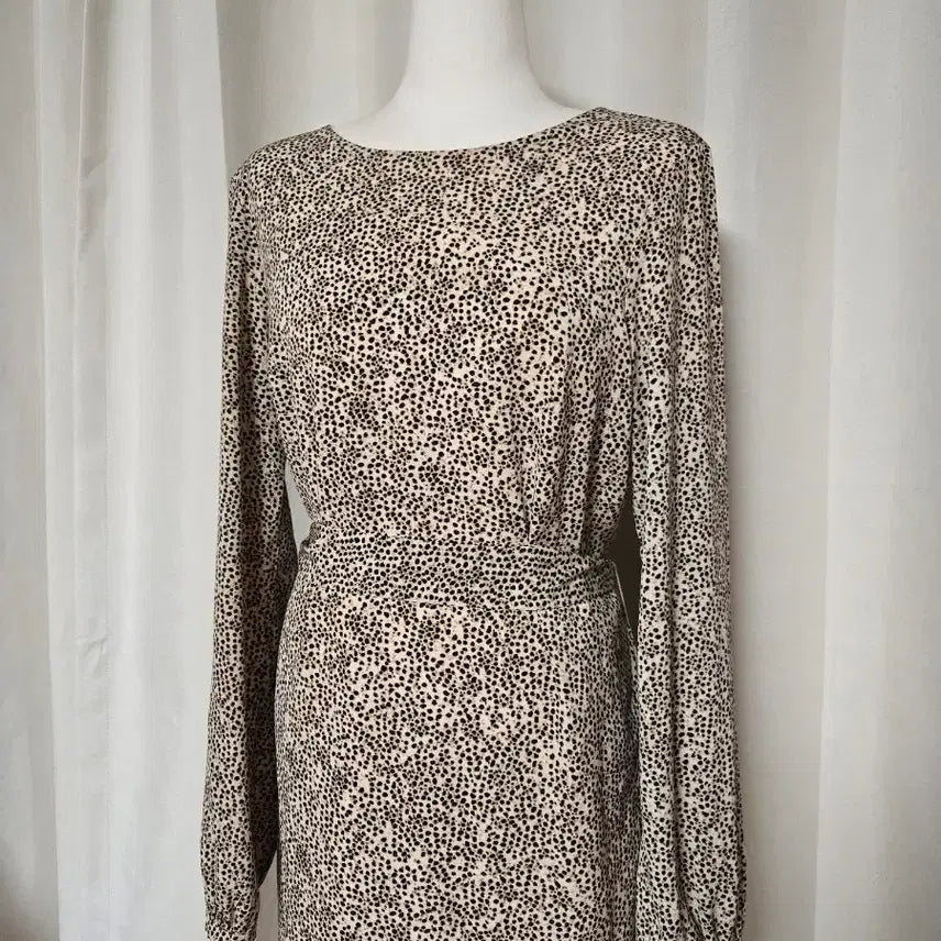 [BUNJANG] H&amp;M Polka Dot Chiffon Long Dress / H&amp;M 도트 무늬 쉬폰 원피스