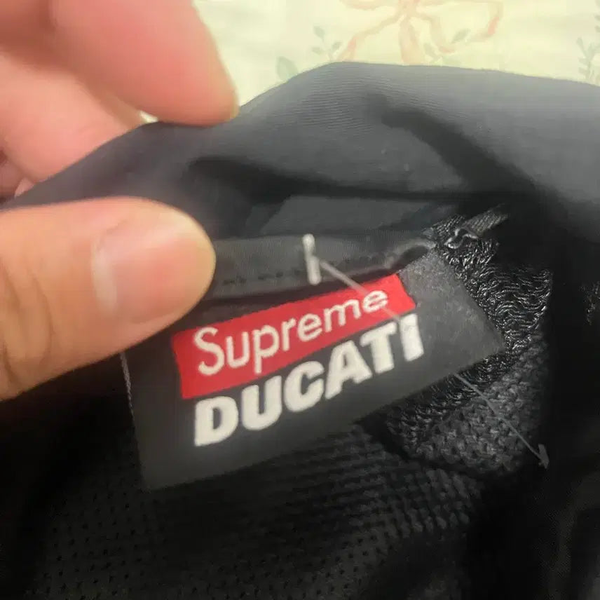 [BUNJANG] Supreme Ducati Track Jacket Black / 슈프림 두카티 트랙 자켓 블랙