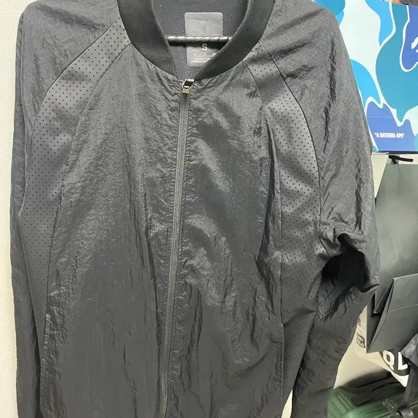 [BUNJANG] Jordan Black Windbreaker Jumper Size S / 조던 블랙 바람막이 점퍼 S