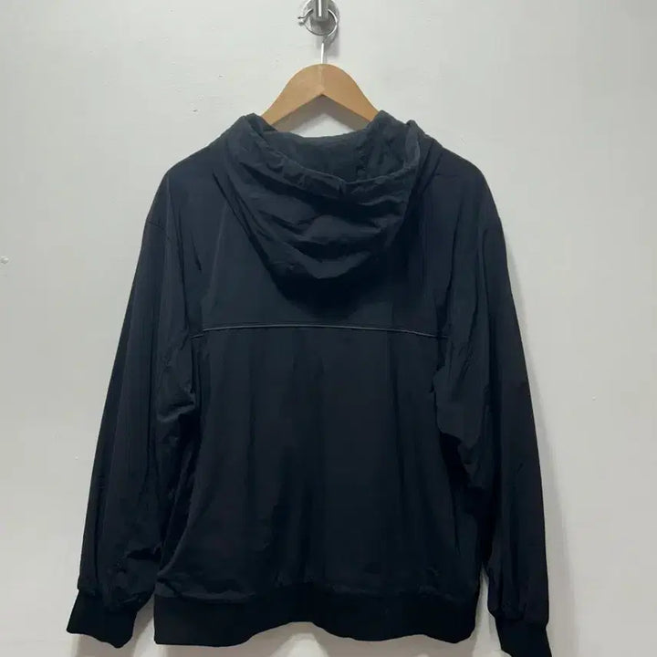 [BUNJANG] FIFA Black Windbreaker Hoodie M / FIFA 블랙 후드 바람막이 M