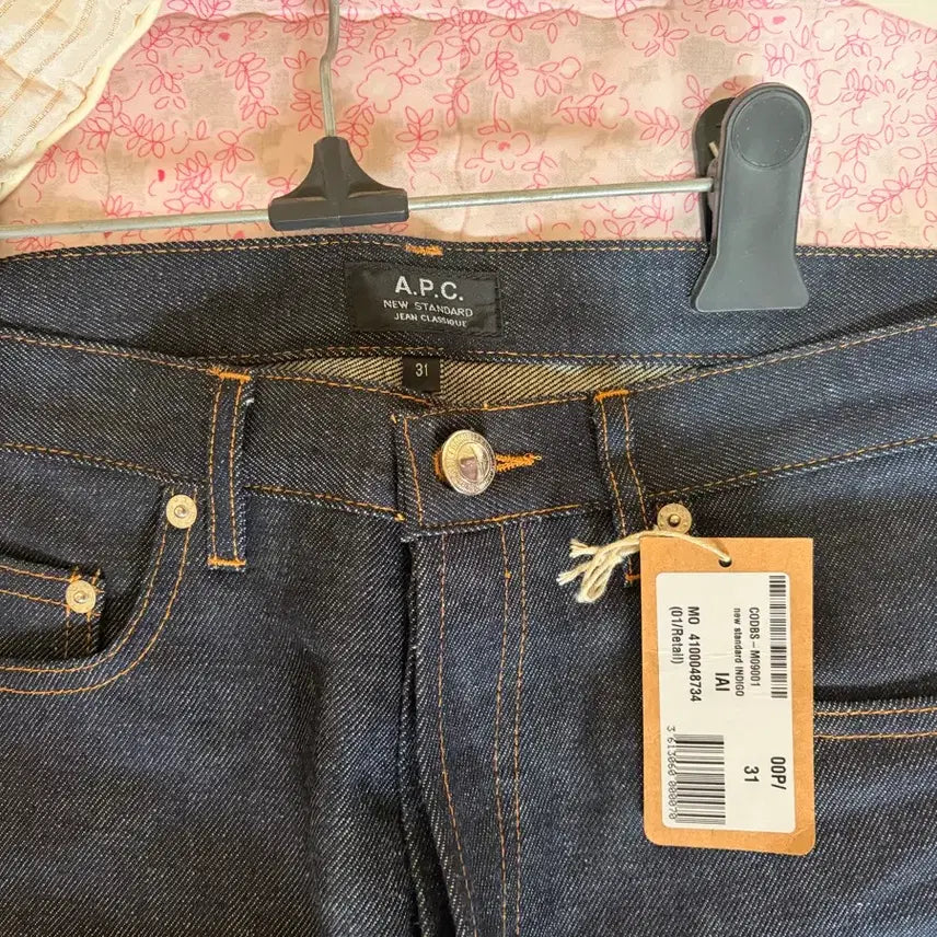 [BUNJANG] A.P.C. New Standard Selvedge Jeans (Size 31) / 아페쎄 뉴 스탠다드 셀비지 31사이즈 택 포함새제품
