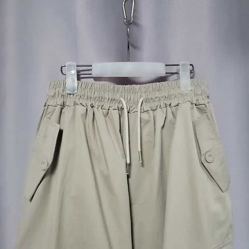 [BUNJANG] Cargo Shirring Bermuda Shorts / 카고 셔링 버뮤다 팬츠