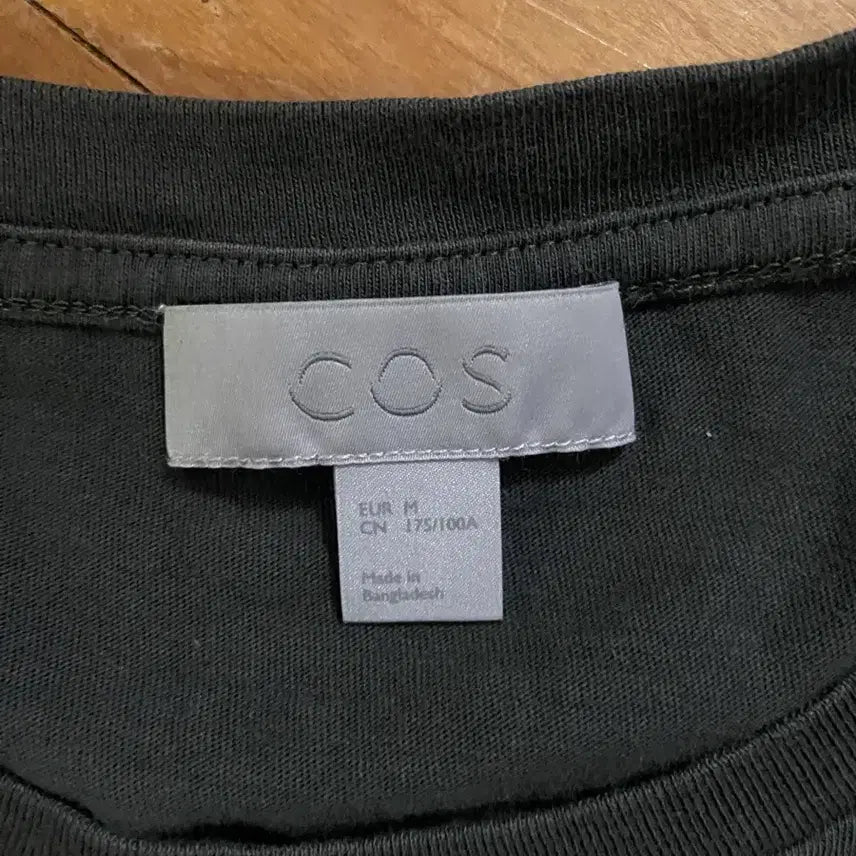 [BUNJANG] COS Basic Round Neck Long Sleeve T-Shirt M (Fits 105) / (미착용) COS 기본 라운드넥 긴팔티 M (105)