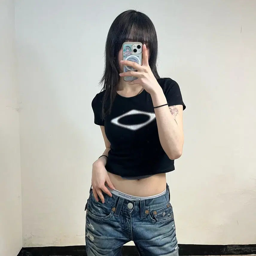 [BUNJANG] Mischief Black Rhombus Crop Tee / 미스치프 블랙 롬버스 크롭티