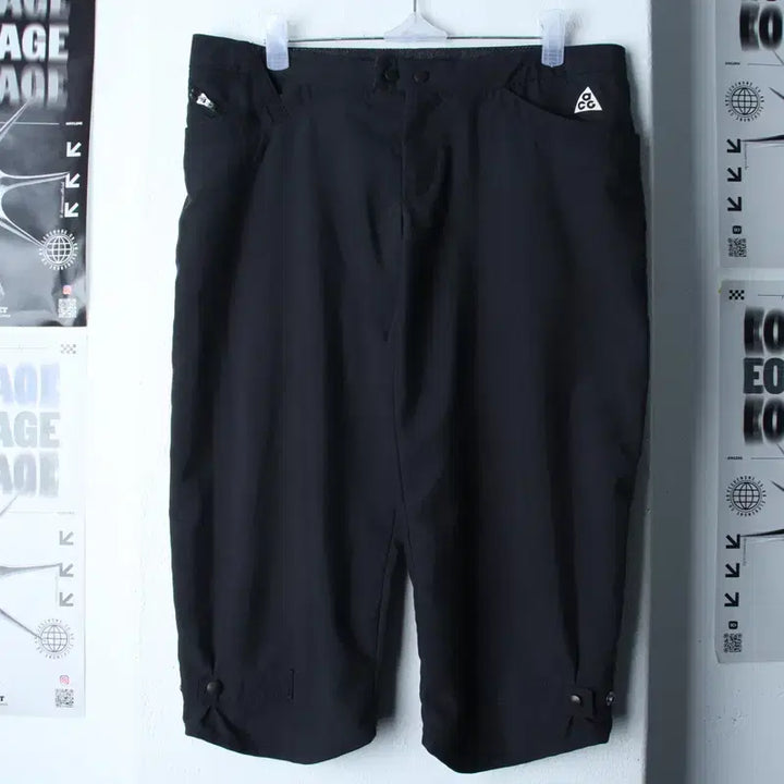 [BUNJANG] Nike ACG 7/3 Functional Shorts Black / W(S-M) 나이키 반바지 팬츠 ACG 7부 기능성 블랙-260D