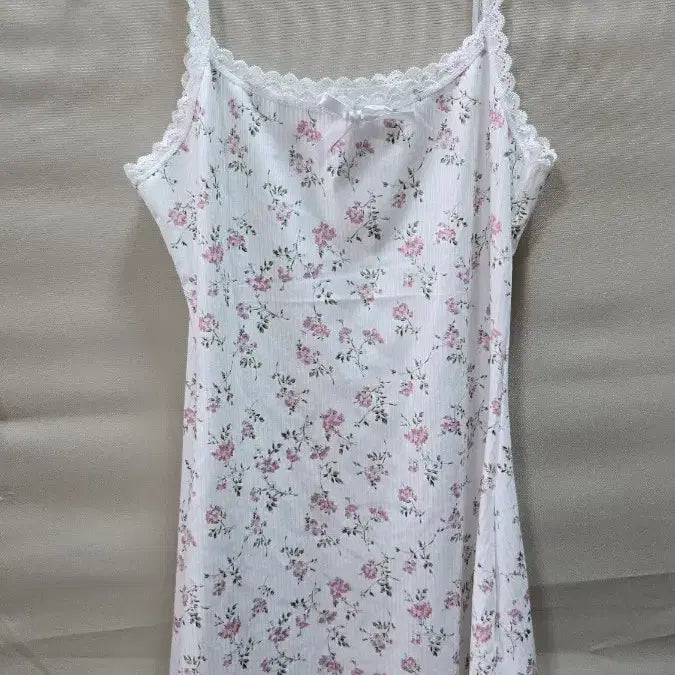 [BUNJANG] Flower Lace Spaghetti Strap Dress / 플라워 레이스 끈나시 원피스