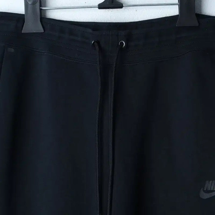 [BUNJANG] Nike Tech Pack Jogger Pants Black / (L-XL) 나이키 트레이닝복 바지 테크팩 조거 블랙 스트릿-2611