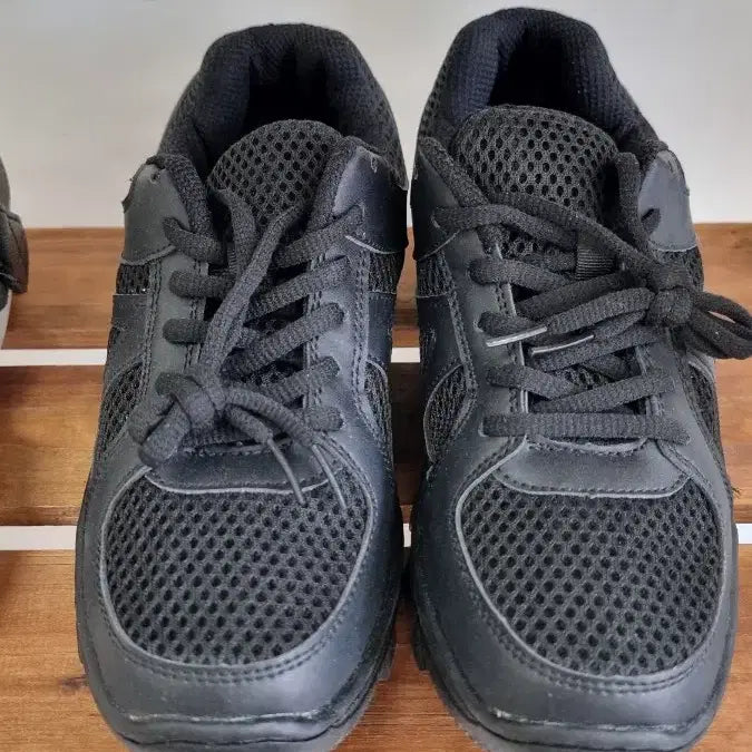 [BUNJANG] Outdoor Trekking Shoes - Black / 아웃도어 트레킹 운동화 블랙