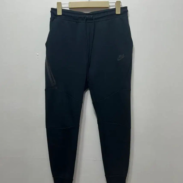 [BUNJANG] Nike Tech Fleece Jogger Pants Black M / 나이키 테크 플리스 조거 블랙 M
