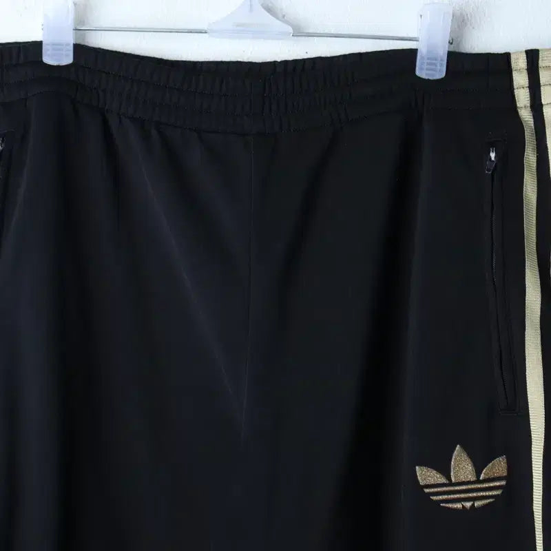 [BUNJANG] Adidas Training Pants (L-XL) Old Version Gold Logo Black / (L-XL) 아디다스 트레이닝복 바지 구파버 금장 블랙-2613