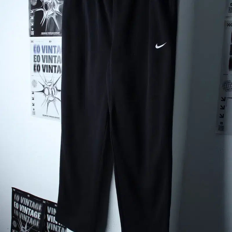 [BUNJANG] Nike Black Plain Sweatpants (L-XL) / (L-XL) 나이키 트레이닝복 바지 블랙 무지 스웻 기모-2615