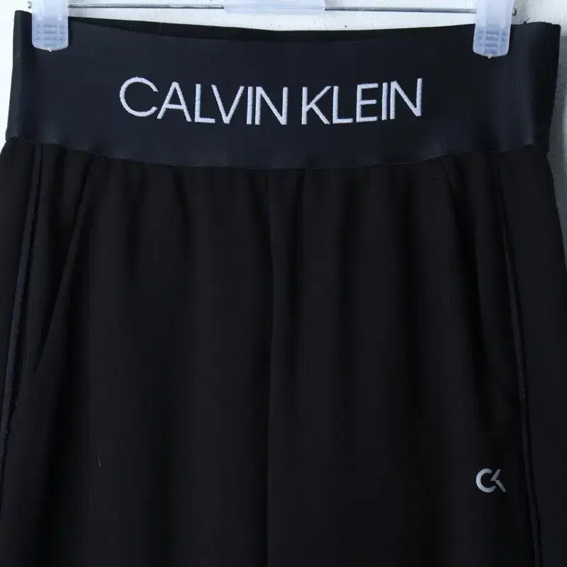 [BUNJANG] Calvin Klein Black Training Pants Leggings / W(XS-S) 캘빈클라인 트레이닝복 바지 레깅스 블랙 근본-2616