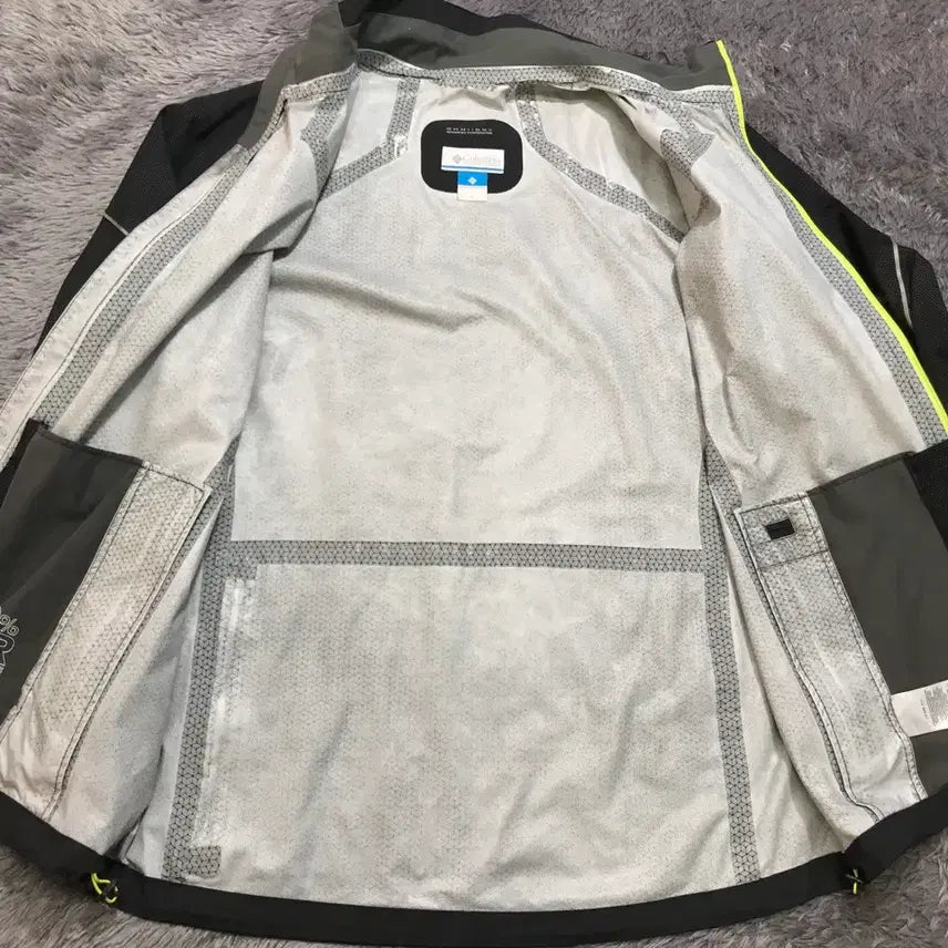 [BUNJANG] Columbia Omni-Dry Windbreaker Jacket L / [L(실 XL)] 컬럼비아 옴니-드라이 바람막이 자켓
