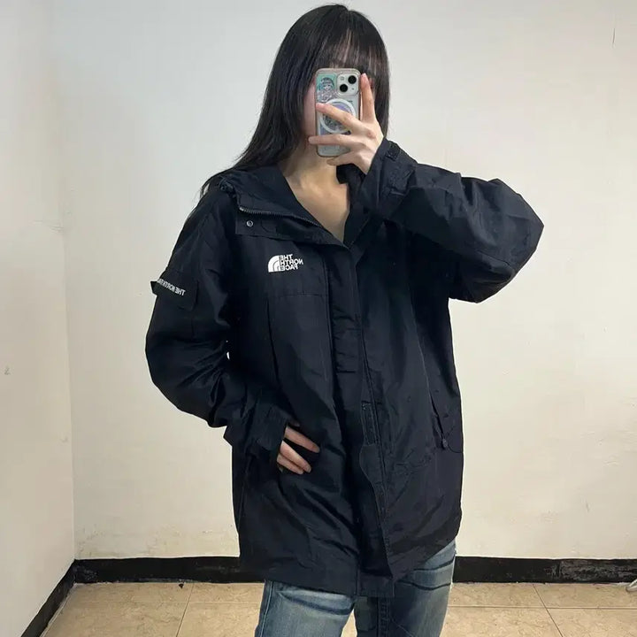 [BUNJANG] The North Face Black Windbreaker Jacket / 노스페이스 블랙 바람막이