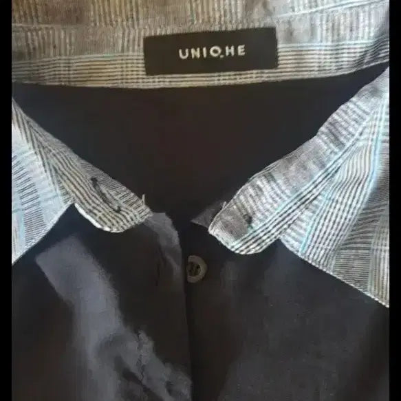 [BUNJANG] UNIONE Black Shirt with Belted Sleeves / UNIONE 블랙 셔츠 + 벨트 소매