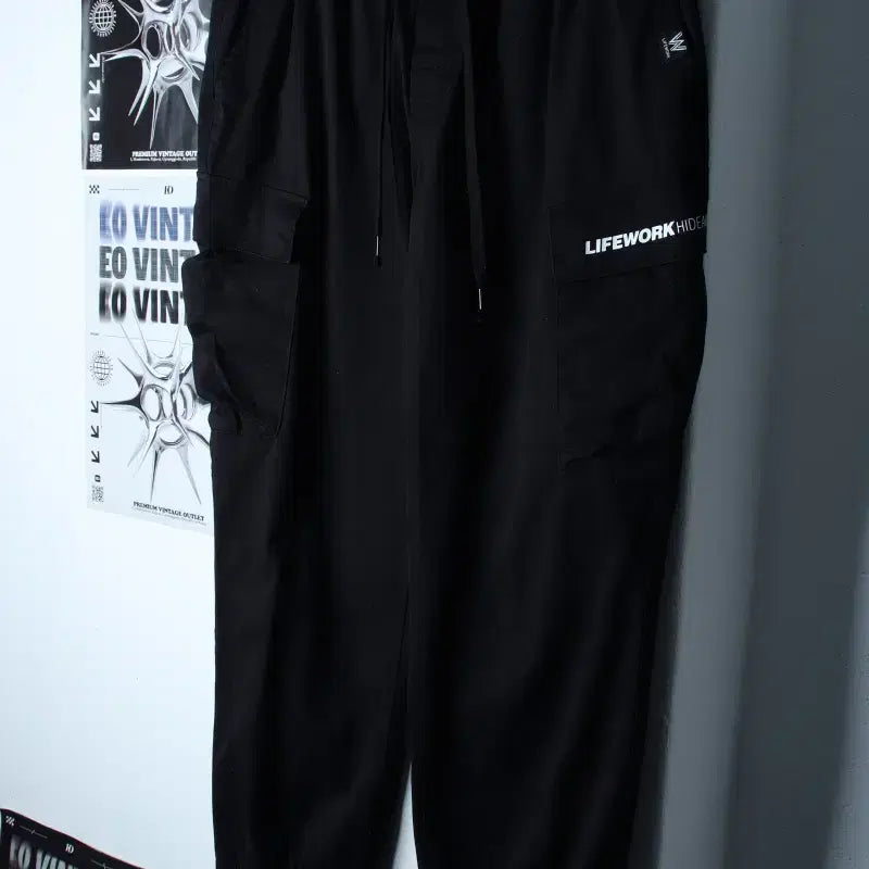 [BUNJANG] Lifework Cargo Jogger Training Pants Black / (L-XL) 라이프워크 트레이닝복 바지 카고 조거 블랙 스트릿-2618
