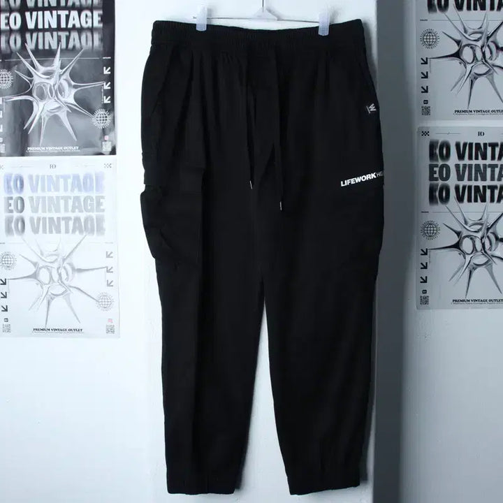 [BUNJANG] Lifework Cargo Jogger Training Pants Black / (L-XL) 라이프워크 트레이닝복 바지 카고 조거 블랙 스트릿-2618