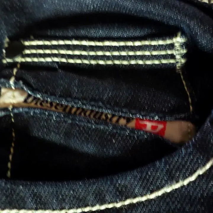 [BUNJANG] Diesel Denim Jeans Size 26 / 디젤청바지/55(26)사이즈/정품/새제품수준
