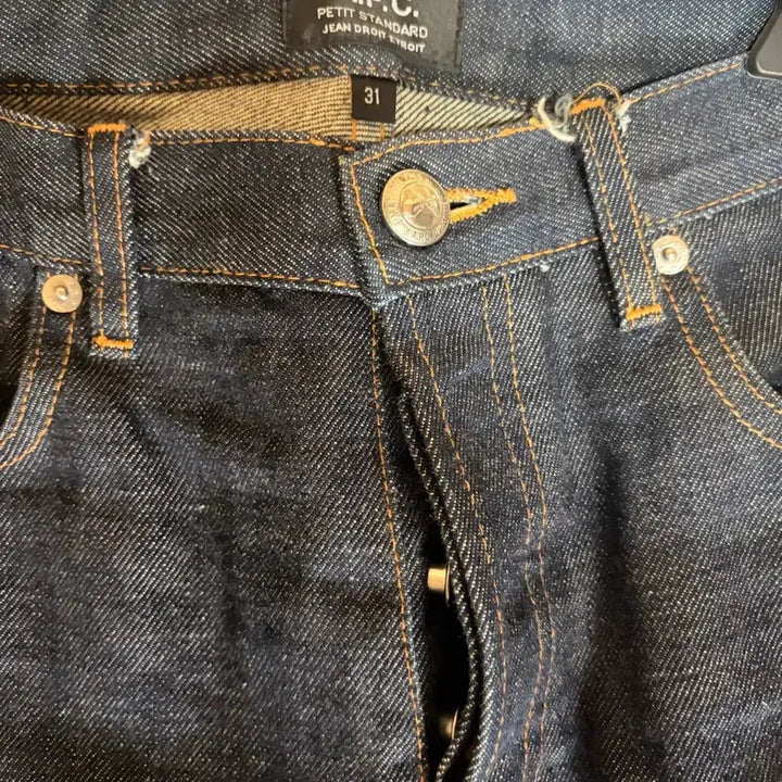 [BUNJANG] A.P.C. Petit Standard Selvedge Denim Jeans (Size 31) / 아페쎄 쁘띠 스탠다드 셀비지 31사이즈