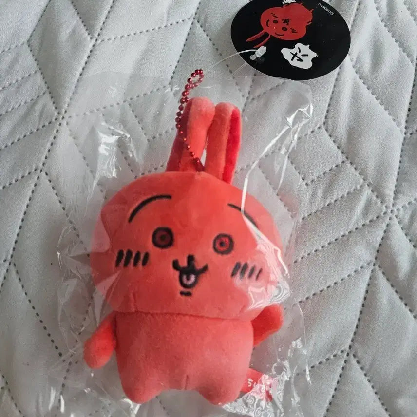 [BUNJANG] Cheeikawa Red Usagi Mascot Plush / 치이카와 빨간 우사기 마스코트