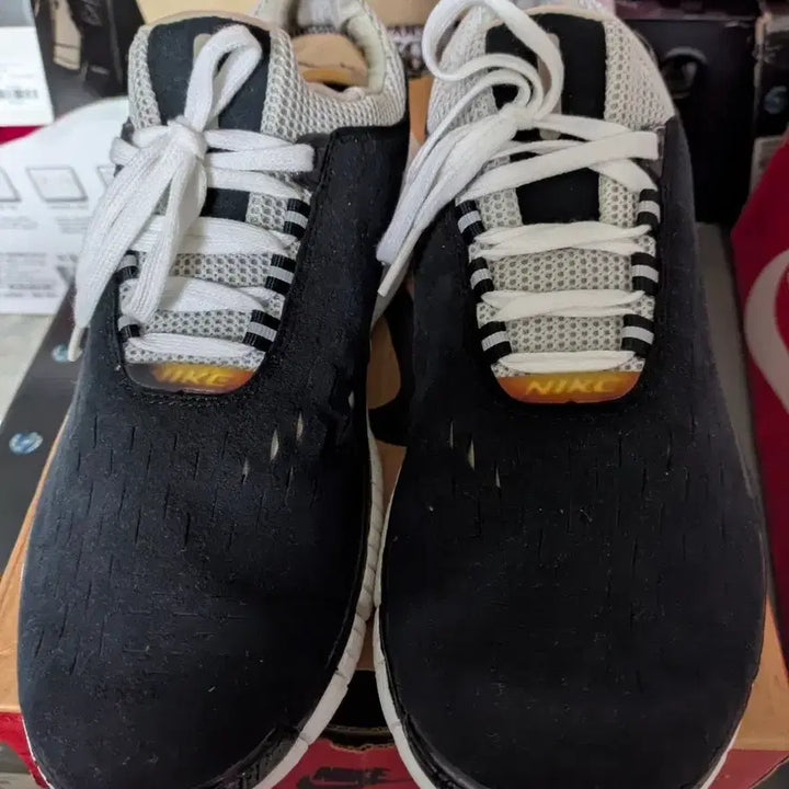[BUNJANG] Nike Free 5.0 Vintage B-Grade Running Shoes / 나이키 프리 5.0 올드 빈티지 B 그레이드 NIKE FREE 런닝