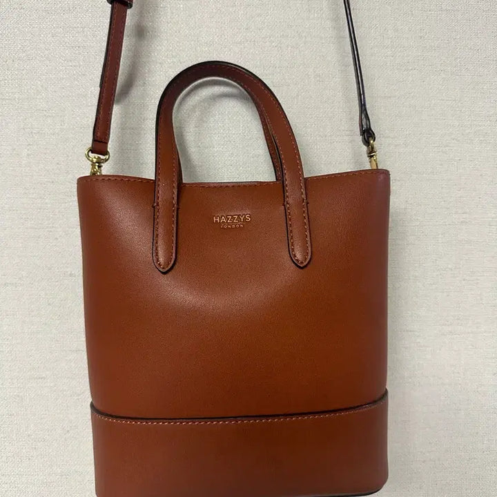 [BUNJANG] Hazzys Two-Way Bag / 헤지스 투웨이가방