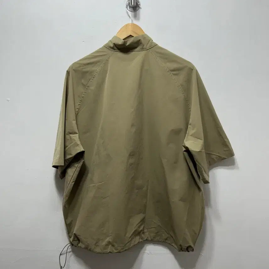 [BUNJANG] Kato AAA Half Sleeve Pullover Shirt Khaki Anorak / 카토/AAA 하프 슬리브 풀오버 셔츠 카키 아노락 F